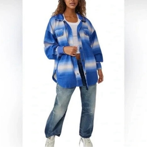 Free People Oversized Blue Printed Ruby Jacket Shacket Size Small - Picture 2 of 6